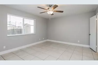 2320 E Holmes Avenue, Mesa, AZ 85204 - Photo 8