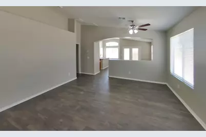 1602 S 65th Glen, Phoenix, AZ 85043 - Photo 2