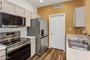 9253 N Firebrick Dr, Fountain Hills, AZ 85268 - Photo 4