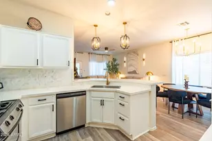 3674 S Joshua Tree Ln, Gilbert, AZ 85297 - Photo 4