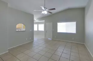 10221 N 87th Ln, Peoria, AZ 85345 - Photo 2