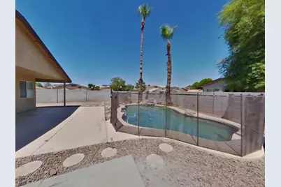 10221 N 87th Lane, Peoria, AZ 85345 - Photo 16