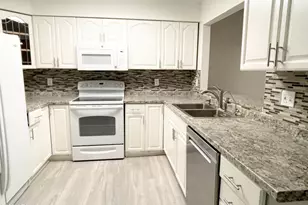 3033 S Longmore, Mesa, AZ 85202 - Photo 4