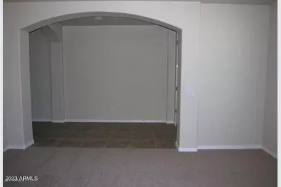 609 E Pearce Road, Phoenix, AZ 85042 - Photo 16