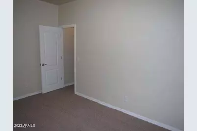 609 E Pearce Road, Phoenix, AZ 85042 - Photo 8