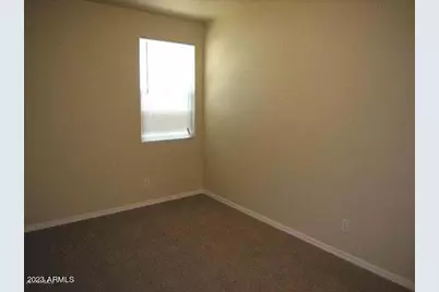 609 E Pearce Road, Phoenix, AZ 85042 - Photo 10