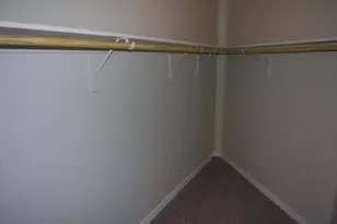 609 E Pearce Rd, Phoenix, AZ 85042 - Photo 12