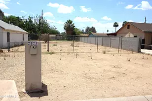 2123 W Elm St, Phoenix, AZ 85015 - Photo 1