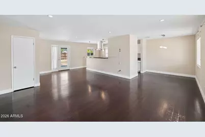 3817 N 49th Place, Phoenix, AZ 85018 - Photo 10