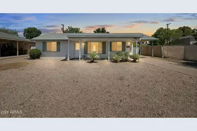 3817 N 49th Place, Phoenix, AZ 85018 - Photo 1