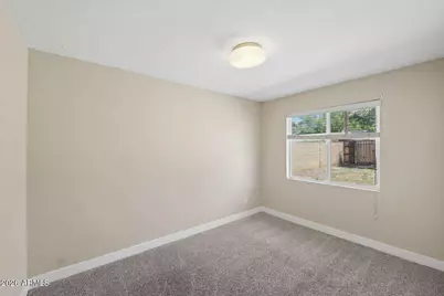 3817 N 49th Place, Phoenix, AZ 85018 - Photo 14