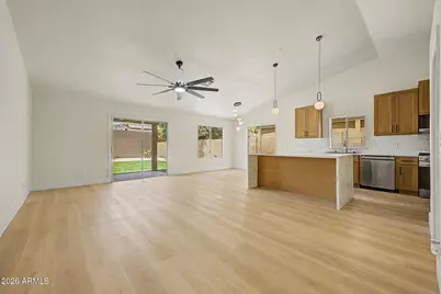 19022 N 24th Place, Phoenix, AZ 85050 - Photo 6