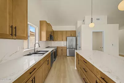 19022 N 24th Place, Phoenix, AZ 85050 - Photo 12