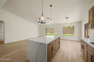 19022 N 24th Pl, Phoenix, AZ 85050 - Photo 10