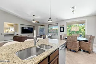 14395 W Port Royale Ln, Surprise, AZ 85379 - Photo 18