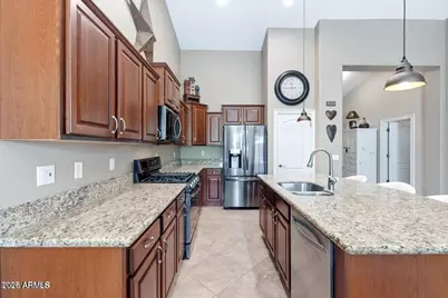 14395 W Port Royale Lane, Surprise, AZ 85379 - Photo 20