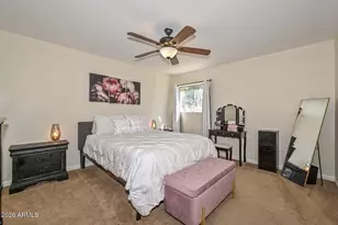 202 E Betty Elyse Ln, Phoenix, AZ 85022 - Photo 18