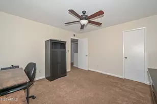 202 E Betty Elyse Ln, Phoenix, AZ 85022 - Photo 16