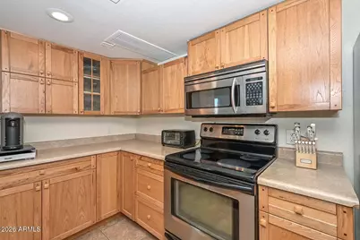 202 E Betty Elyse Lane, Phoenix, AZ 85022 - Photo 8