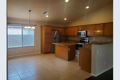 45967 W Starlight Drive, Maricopa, AZ 85139 - Photo 14