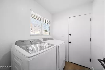 3934 W Glenaire Drive, Phoenix, AZ 85053 - Photo 46