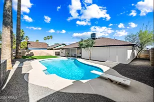 3934 W Glenaire Dr, Phoenix, AZ 85053 - Photo 54