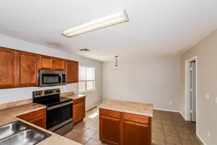 8633 W Cordes Rd, Tolleson, AZ 85353 - Photo 8