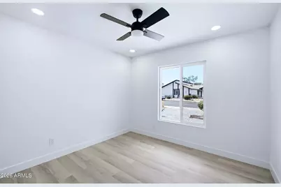 1262 W Mendoza Avenue, Mesa, AZ 85202 - Photo 16