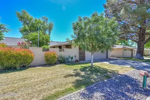 12842 W Ballad Dr, Sun City West, AZ 85375 - Photo 2