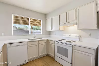 9623 N 70th Drive, Peoria, AZ 85345 - Photo 10