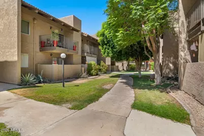 5525 E Thomas Road #O12, Phoenix, AZ 85018 - Photo 16