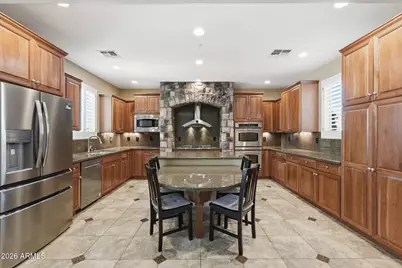 8638 W Briles Road, Peoria, AZ 85383 - Photo 4