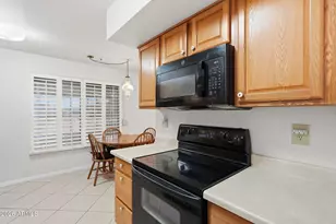 18027 N 134th Ave, Sun City West, AZ 85375 - Photo 10