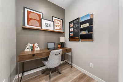 6112 S 47th Lane, Phoenix, AZ 85339 - Photo 8
