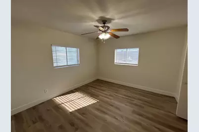 11202 W Nevada Avenue, Youngtown, AZ 85363 - Photo 6