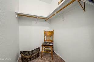 886 E Eagle Dr, San Tan Valley, AZ 85140 - Photo 14