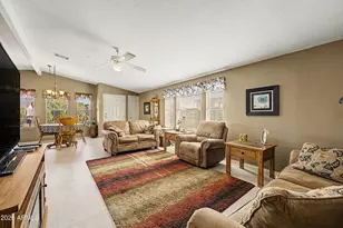 886 E Eagle Dr, San Tan Valley, AZ 85140 - Photo 8