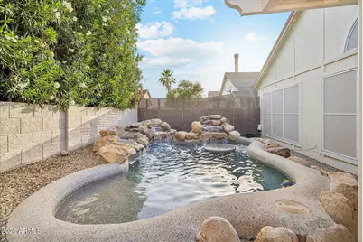 413 E Kristal Way, Phoenix, AZ 85024 - Photo 26
