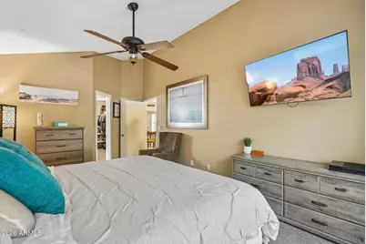 413 E Kristal Way, Phoenix, AZ 85024 - Photo 12