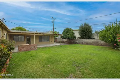 1005 E Cavalier, Phoenix, AZ 85014 - Photo 32