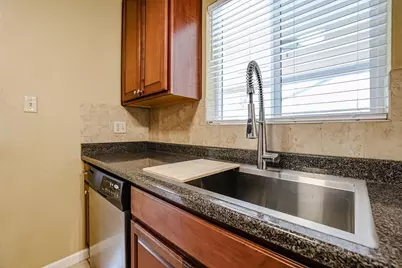 1005 E Cavalier, Phoenix, AZ 85014 - Photo 12