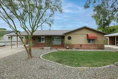 1005 E Cavalier, Phoenix, AZ 85014 - Photo 2