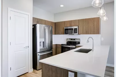 6326 S 47th Drive, Phoenix, AZ 85339 - Photo 4
