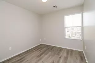 4025 W Park St, Phoenix, AZ 85041 - Photo 14
