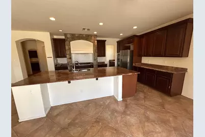 11783 N 143rd Avenue, Surprise, AZ 85379 - Photo 2