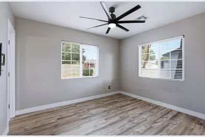 2022 N 40th Street, Phoenix, AZ 85008 - Photo 24