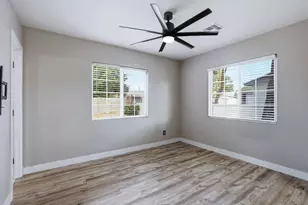 2022 N 40th St, Phoenix, AZ 85008 - Photo 24