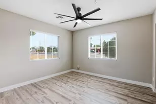 2022 N 40th St, Phoenix, AZ 85008 - Photo 22