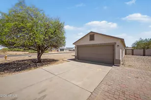 11337 W Carousel Dr, Arizona City, AZ 85123 - Photo 4
