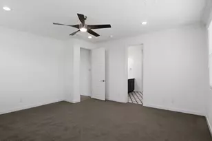 1555 E Ocotillo Rd, Phoenix, AZ 85014 - Photo 18